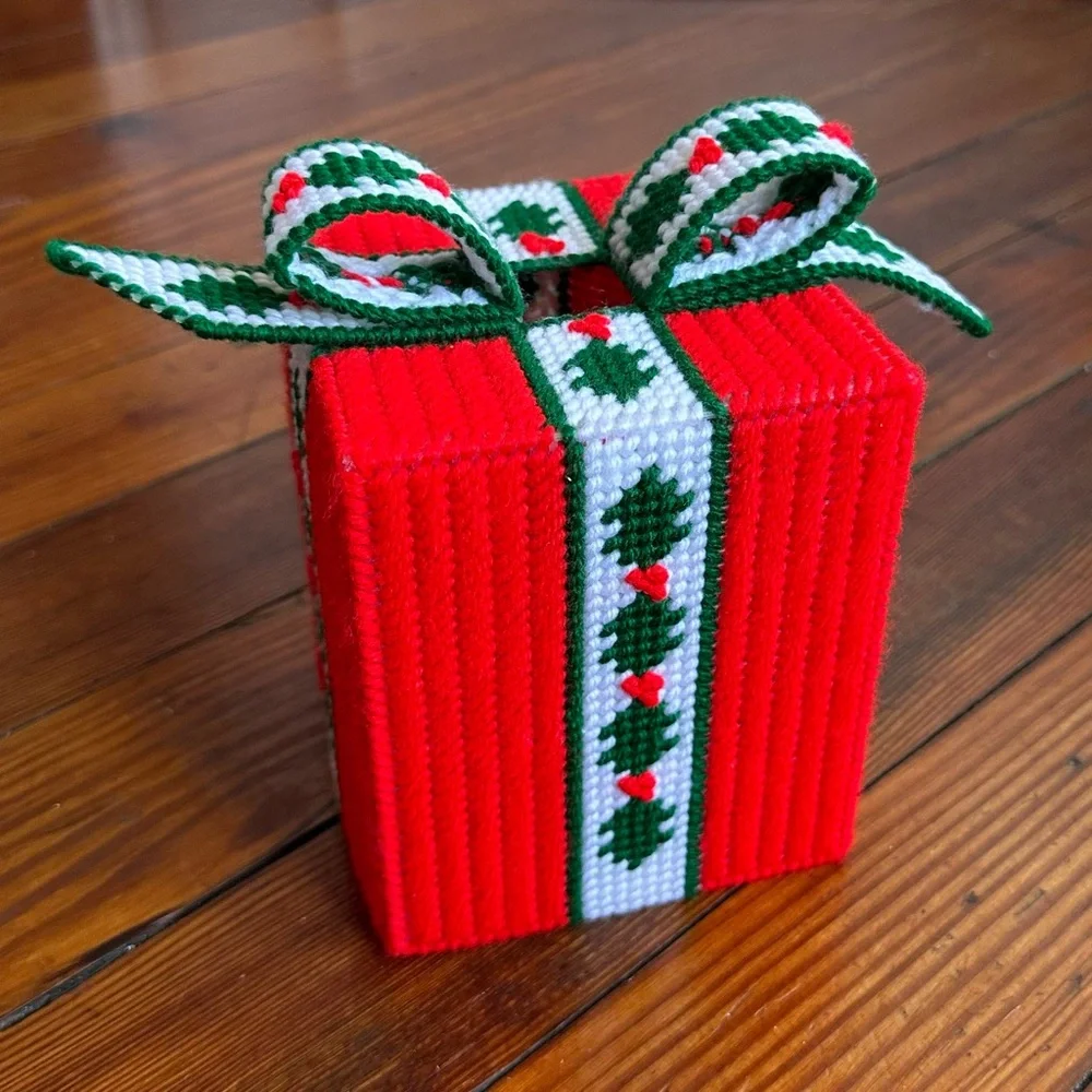 Vintage 70s plastic canvas cross-stitc Christmas tissue box cover